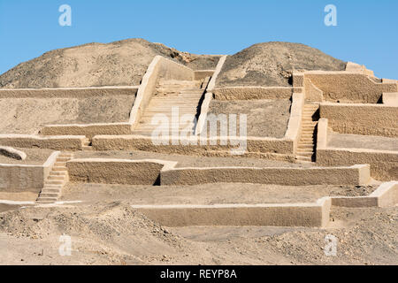 Adobe Pyramide von Cahuachi archäologische Stätte, die wichtigste zeremonielle Zentrum von Nazca Kultur, Peru Stockfoto