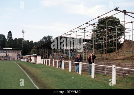 Allgemeine Ansicht eines Netherfield FC Football Ground, Parkside Road, Kendal, Cumbria, dargestellt am 18. September 1993 Stockfoto