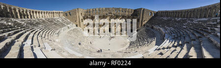 Aspendos, Türkei - Anzeige eines der am besten erhaltenen römischen Theater der Welt, Aspendos ist eine wichtige Attraktion der südlichen Türkei Stockfoto