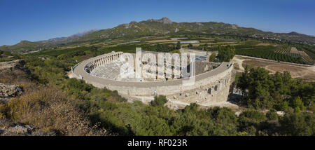 Aspendos, Türkei - Anzeige eines der am besten erhaltenen römischen Theater der Welt, Aspendos ist eine wichtige Attraktion der südlichen Türkei Stockfoto