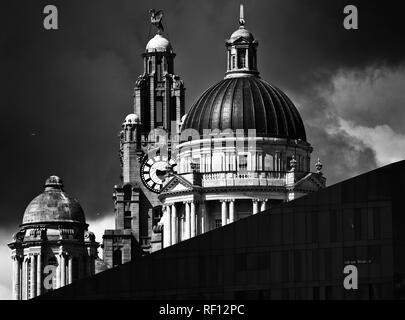 Stadt, Hafen und Liverpool Lime Street Station Stockfoto