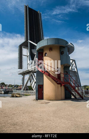 Die Brücke über den Canal de Caen war das erste Ziel von Airborne Truppen in der Normandie am D-Day Kampagne 1944 Die original br genommen Stockfoto