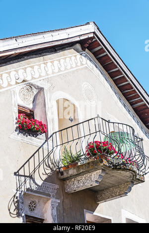 Häuser in Guarda, Graubünden, Engadin, Schweiz Stockfoto