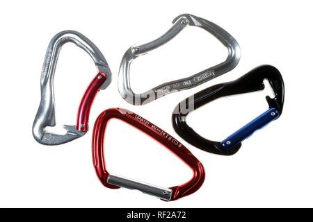 Leichtmetall Karabiner (Karabiner, Snap-Haken) Ringe für klettern, sichern Seile verwendet, Anschließen Stockfoto