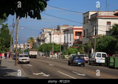 La Rampa, Straßenszene in Havanna, Kuba, Karibik Stockfoto