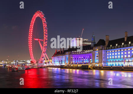 Westminster, London, 23. Jan 2019. Die Sonne und die Nacht auf den Big Ben, die Houses of Parliament, die Westminster Bridge und die Themse in Westminster, nach einem kalten und relativ ruhigen Tag in der Hauptstadt. Credit: Imageplotter Nachrichten und Sport/Alamy leben Nachrichten Stockfoto