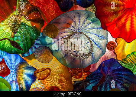 Buntes Glas Skulpturen von Chihuly bei Chihuly Garten und Glas Ausstellung in Seattle, Washington, United States Stockfoto