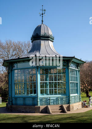 Musikpavillon in Weston Park, Sheffield, South Yorkshire, England, UK. Stockfoto