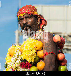 Kuala Lumpur, Malaysia. 21. Januar, 2019. Malaysia Thaipusam Festival am Batu Höhlen in Kuala Lumpur, Malaysia. Alle Gläubigen betet anders Lor Stockfoto