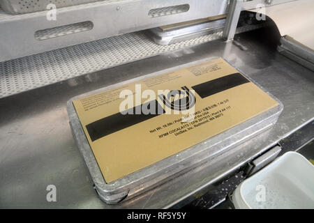 Eine Box von gefrorenen Pollock Fischfilets, Meeresfrüchte UniSea Werk in Dutch Harbor, Unalaska, Alaska, United States verpackt. Stockfoto