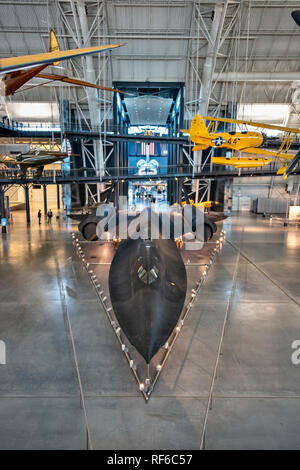 Lockheed SR-71 Blackbird auf Anzeige im e Boeing Aviation Hangar am Steven F. Udvar-Hazy Center in Chantilly, VA Stockfoto