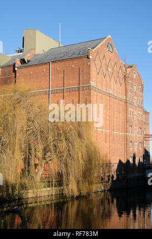 Heruntergekommenen Stadtteil Mühlen in Tewkesbury in Gloucestershire, Süd-West-England Stockfoto