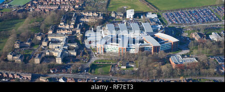 Eine Luftaufnahme von Pinderfields Krankenhaus unter PFI, Wakefield, West Yorkshire, Nordengland, England Stockfoto