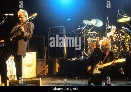 Die Polizei UK Rock Gruppe mit Sting auf der linken und Andy Summers auf der rechten Seite ungefähr 1979 Stockfoto