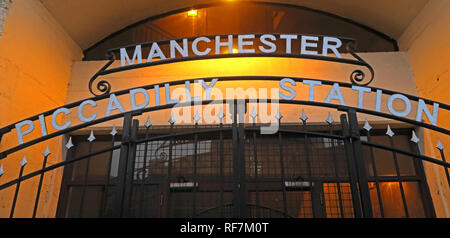 Manchester Piccadilly Station Eingang, Fairfield, Street, North West England, Großbritannien, M1 2QF Stockfoto