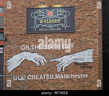 Am 6. Tag schuf Gott Manchester, Gable End, The Waldorf Pub Bar, Gore St, Piccadilly, Northern Quarter, Manchester, Großbritannien, M1 3AQ Stockfoto