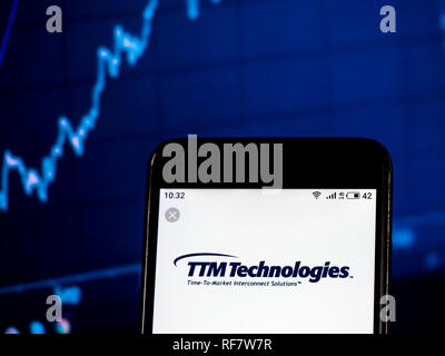 TTM Technologies Company Logo auf dem Smartphone angezeigt Stockfoto