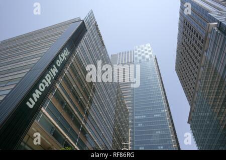 Tokyo Midtown Komplex mit der Tokyo Midtown Tower von den Architekten Tadao Ando und Jun Aoki, Stadtteil Roppongi, Tokyo, Japan Stockfoto