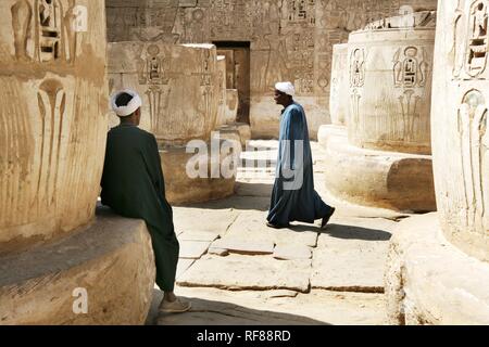 Guard, Medinet Habu, Totentempel von Ramses III., West Theben, Luxor, Ägypten, Afrika Stockfoto