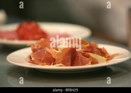 Schinken Vorspeise Gerichte in einem Restaurant in Deutschland, Europa Stockfoto