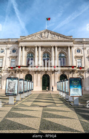 Neoklassische Lissabon City Hall (Vila Praia do Concelho de Lisboa) ist das Gebäude, auf dem Platz der Gemeinde befindet sich Stockfoto