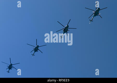 Ukrainische militärische Flugzeuge am Himmel über Kiew. Parade für den Tag der Unabhängigkeit der Ukraine am 24. August 2018 Stockfoto