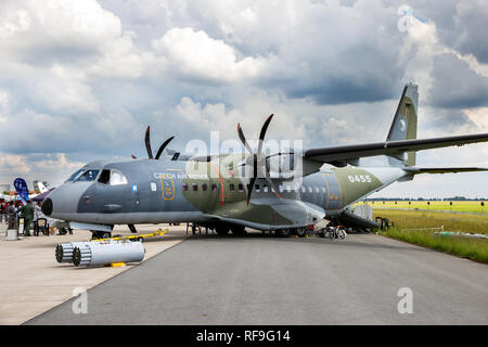 BERLIN, DEUTSCHLAND - Jun 2, 2016: Der Tschechischen Luftwaffe Casa C 295 M Verkehrsmittel Flugzeug auf der Internationalen Luft- und Raumfahrtausstellung ILA. Stockfoto