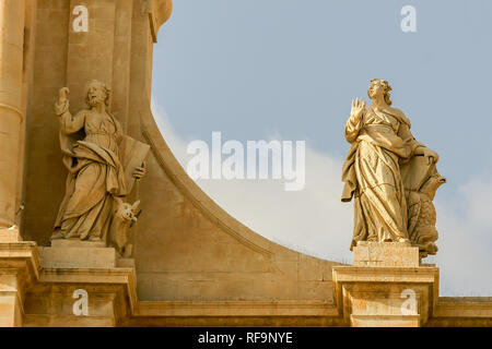 Detail der Kathedrale San Nicola di Mira in Noto - Sizilien - Italien Stockfoto