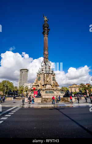 Mirador de Colón, das Kolumbus Denkmal, am Plaça del Portal de la Pau Stockfoto