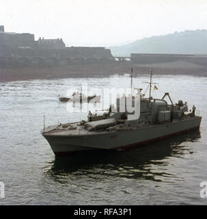 ROYAL NAVY Schnellboot/Fast Patrol Boot/Fast attack craft - Brave-Class-HMS tapfere Schwertkämpfer P1012 Stockfoto