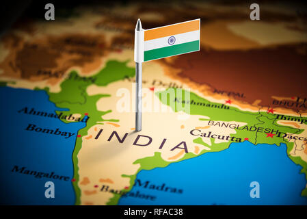 Indien markiert mit einer Flagge auf der Karte Stockfoto