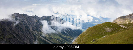 Blick vom Nebelhorn auf die Allgäuer Alpen, Allgäu, Bayern, Deutschland, Europa Stockfoto