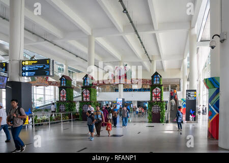 Medan, Indonesien - Januar 2019: Der internationale Flughafen Kualanamu Architektur in Medan, Nordsumatra, Indonesien. Stockfoto