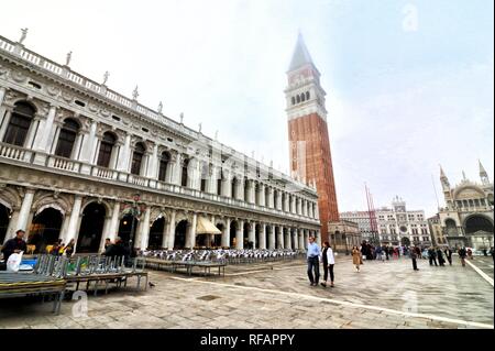 Venedig, Italien. 8 Nov, 2018. Piazza San Marco (Markusplatz) im Herzen der Stadt Venedig gesehen. Credit: Keith Mayhew/SOPA Images/ZUMA Draht/Alamy leben Nachrichten Stockfoto