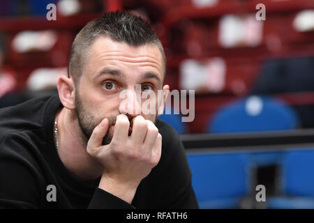 Foto Claudio Grassi/LaPresse 24 Maggio 2005 2019 Assago (MI) Italia sport Warenkorb AX Armani Exchange Olimpia Milano vs Zalgiris Kaunas - Turkish Airlines Eurolega 2018/2019 - Mediolanum Forum. Nella Foto: Marcelo Brozovic Foto Claudio Grassi/LaPresse Januar 24, 2019 Assago (MI) Italien sport Warenkorb AX Armani Exchange Olimpia Mailand vs Zalgiris Kaunas - Turkish Airlines EuroLeague 2018/2019 - Mediolanum Forum. Im Bild: Marcelo Brozovic Stockfoto