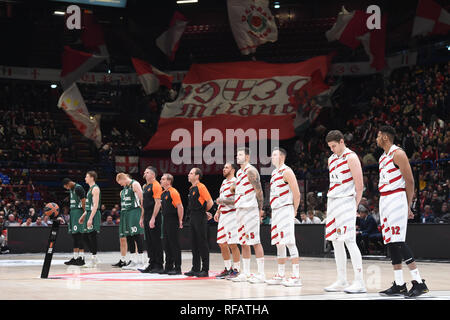 Foto Claudio Grassi/LaPresse 24 Maggio 2005 2019 Assago (MI) Italia sport Warenkorb AX Armani Exchange Olimpia Milano vs Zalgiris Kaunas - Turkish Airlines Eurolega 2018/2019 - Mediolanum Forum. Nella Foto: Le squadre ein INIZIO partita Foto Claudio Grassi/LaPresse Januar 24, 2019 Assago (MI) Italien sport Warenkorb AX Armani Exchange Olimpia Mailand vs Zalgiris Kaunas - Turkish Airlines EuroLeague 2018/2019 - Mediolanum Forum. Im Bild: Mannschaften vor dem Spiel. Stockfoto