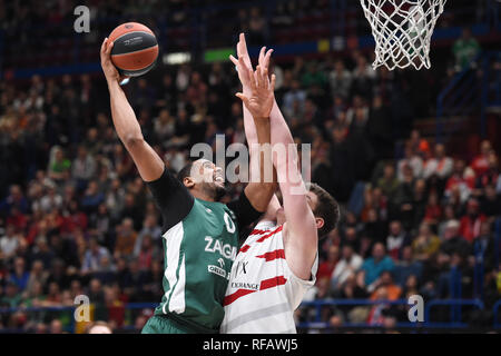 Foto Claudio Grassi/LaPresse 24 Maggio 2005 2019 Assago (MI) Italia sport Warenkorb AX Armani Exchange Olimpia Milano vs Zalgiris Kaunas - Turkish Airlines Eurolega 2018/2019 - Mediolanum Forum. Nella Foto: Brandon Davies (#0 Zalgiris Kaunas) Al tiro Foto Claudio Grassi/LaPresse Januar 24, 2019 Assago (MI) Italien sport Warenkorb AX Armani Exchange Olimpia Mailand vs Zalgiris Kaunas - Turkish Airlines EuroLeague 2018/2019 - Mediolanum Forum. Im Bild: Brandon Davies (#0 Zalgiris Kaunas) schießen Stockfoto