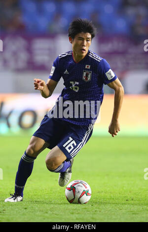 Dubai, VAE. 24 Jan, 2019. Takehiro Tomiyasu (JPN) Fußball: AFC Asian Cup VAE 2019 Match zwischen Vietnam 0-1 Japan im Al Maktoum Stadion in Dubai, VAE. Quelle: LBA/Alamy leben Nachrichten Stockfoto