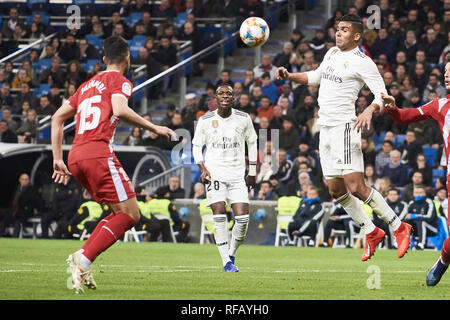 Madrid, Spanien. 24 Jan, 2019. Casemiro (mittelfeldspieler; Real Madrid) in Aktion während der Copa del Rey, Viertelfinale Spiel zwischen Real Madrid und FC Girona im Santiago Bernabeu Stadion am Januar 24, 2019 in Madrid, Spanien Credit: Jack Abuin/ZUMA Draht/Alamy leben Nachrichten Stockfoto