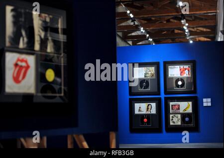 Orangerien DER VILLA RELAE. Vorschau FÜR DIE PRESSE DES ANDY WARHOL AUSSTELLUNG. Der ALCHIMIST DER JAHRE SECHZIG (GIANPIETRO MALOSIO, MONZA - 2019-01-24) p.s. La foto e 'utilizzabile nel rispetto del contesto in Cui e' Stata scattata, e senza intento diffamatorio del decoro delle Persone rappresentate Stockfoto