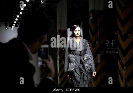 Foto Carlo Lannutti/LaPresse 25-01 - 2019 Roma, Italia Moda. Altaroma Maggio 2005 2019. Sfilate Pratibus Bezirk viale Angelico, 52 Nella Foto: Morfosis Stockfoto