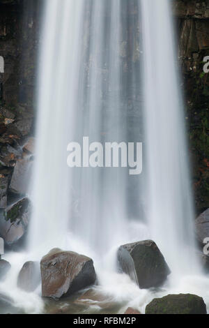 Vauvillers fällt, Resolven, Vale von Neath, West Glamorgan, Wales Stockfoto