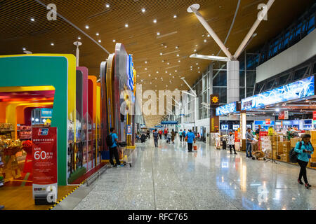 Kuala Lumpur, Malaysia - Januar 2019: Kuala Lumpur International Airport Abflugbereich. KLIA ist der größte Flughafen in Malaysia Stockfoto