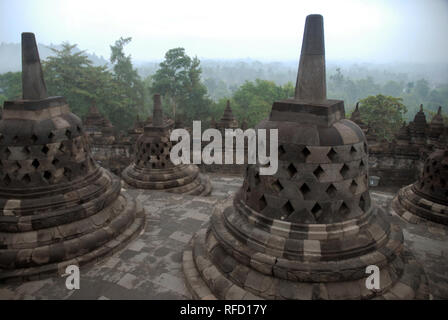 Borobudur buddhistischen Tempel, Muntilan, Zentraljava, Indonesien. Stockfoto
