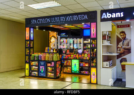 Colombo, Sri Lanka - Dec 24, 2018. Innenraum der Flughafen Bandaranaike (CMB) in Colombo, Sri Lanka. CMB ist der größte internationale Flughafen, Sri Lan Stockfoto