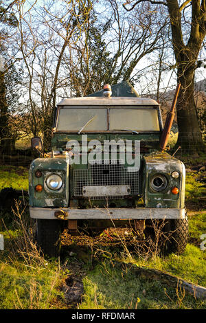 Land Rover Serie 2 a109 "LKW-Kabine mit langem Radstand (LWB) Bauernhof Allradantrieb Fahrzeug Stockfoto