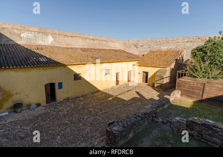 Castro Marim, Portugal, Interieur der mittelalterlichen Burg von Castro Marim, Algarve, Portugal. Stockfoto