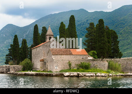 Benediktinerkloster, Saint Georges, Insel, Bucht von Kotor, Perast, Montenegro Stockfoto