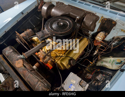 1958 Plymouth Savoy - klassische amerikanische Limousine aus den Flossen und Chrom ära Stockfoto