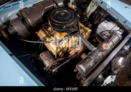 1958 Plymouth Savoy - klassische amerikanische Limousine aus den Flossen und Chrom ära Stockfoto